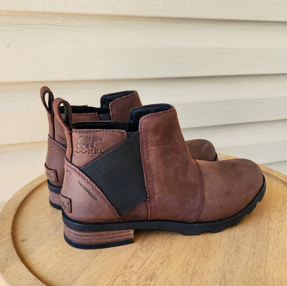 Brown Leather Ankle Boots - Picture 3 of 9